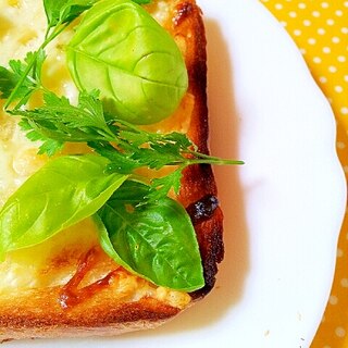 ✿イタリアンパセリとバジルの豆腐マヨトースト❤